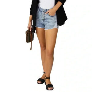 🆕 Indigo Rein Womens Sustainable Button Short 9🆕